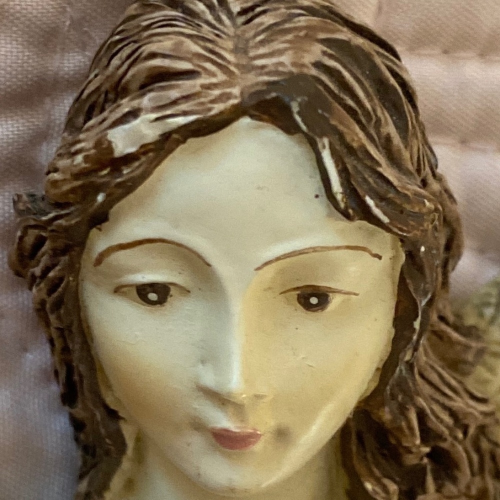 Vintage Angel Figurine - Picture 11 of 11